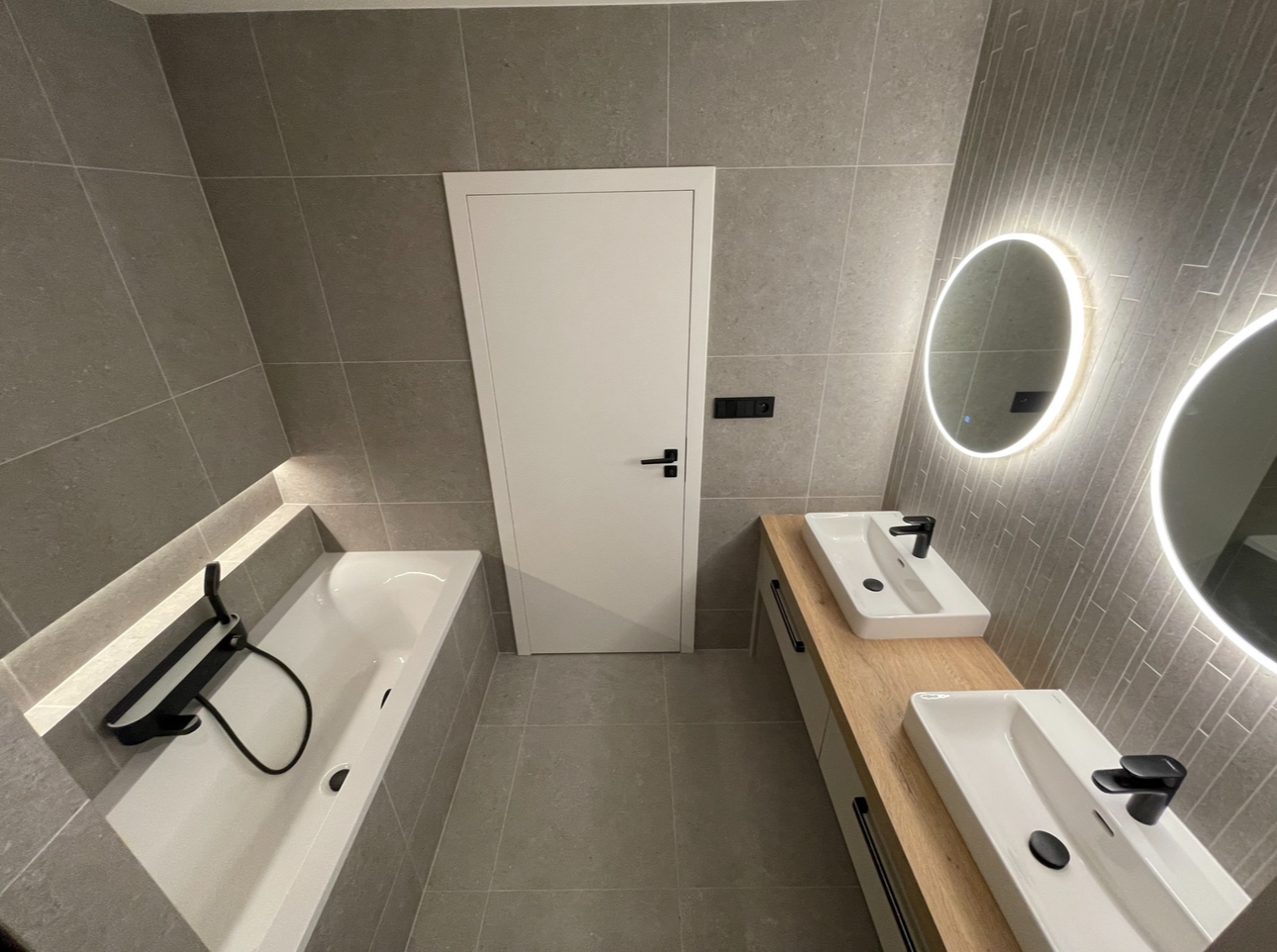 Project gallery image 2