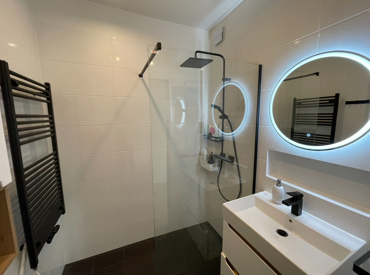 Rekonstrukce koupelny - Strašnice 