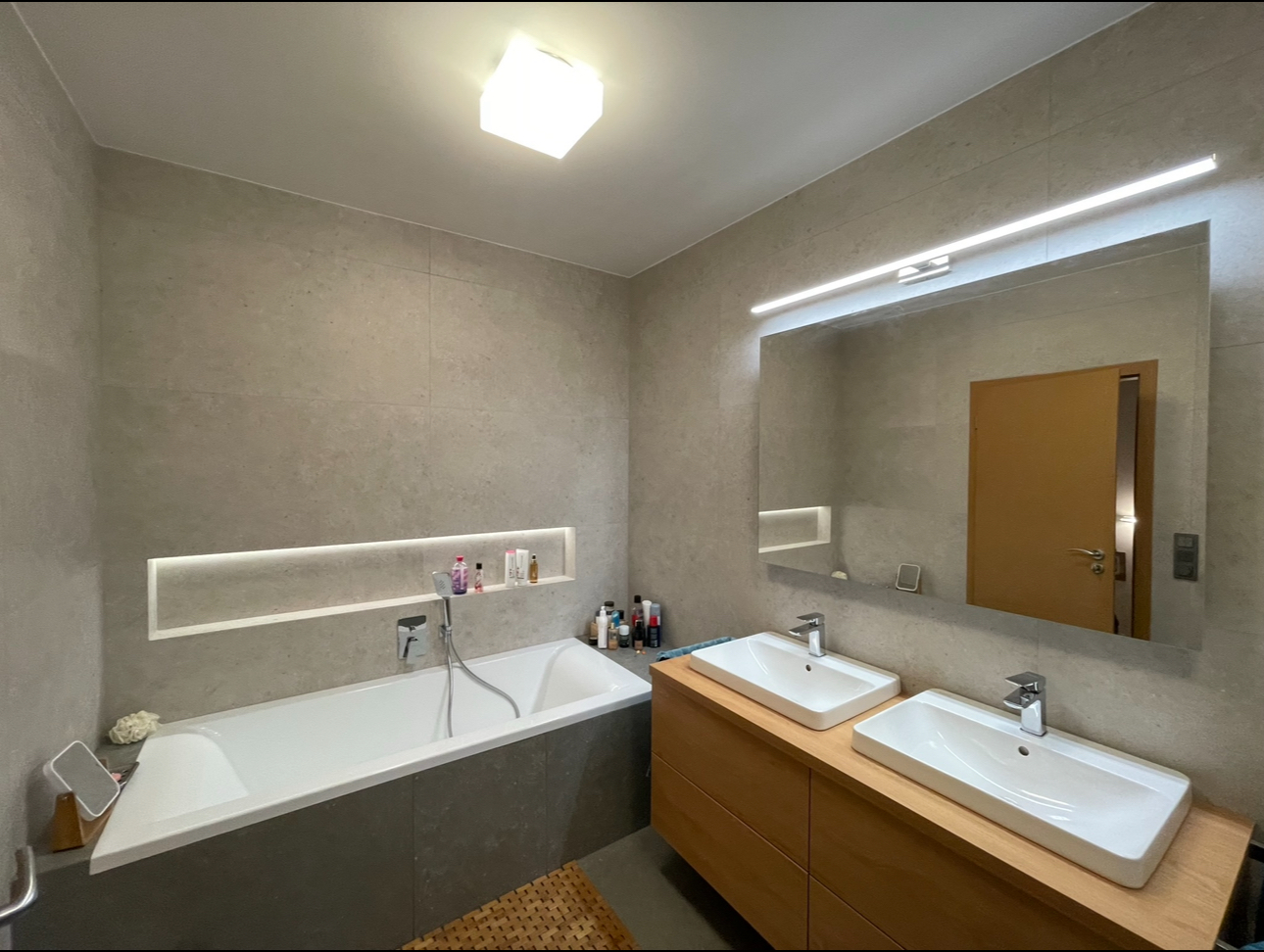 Project gallery image 2