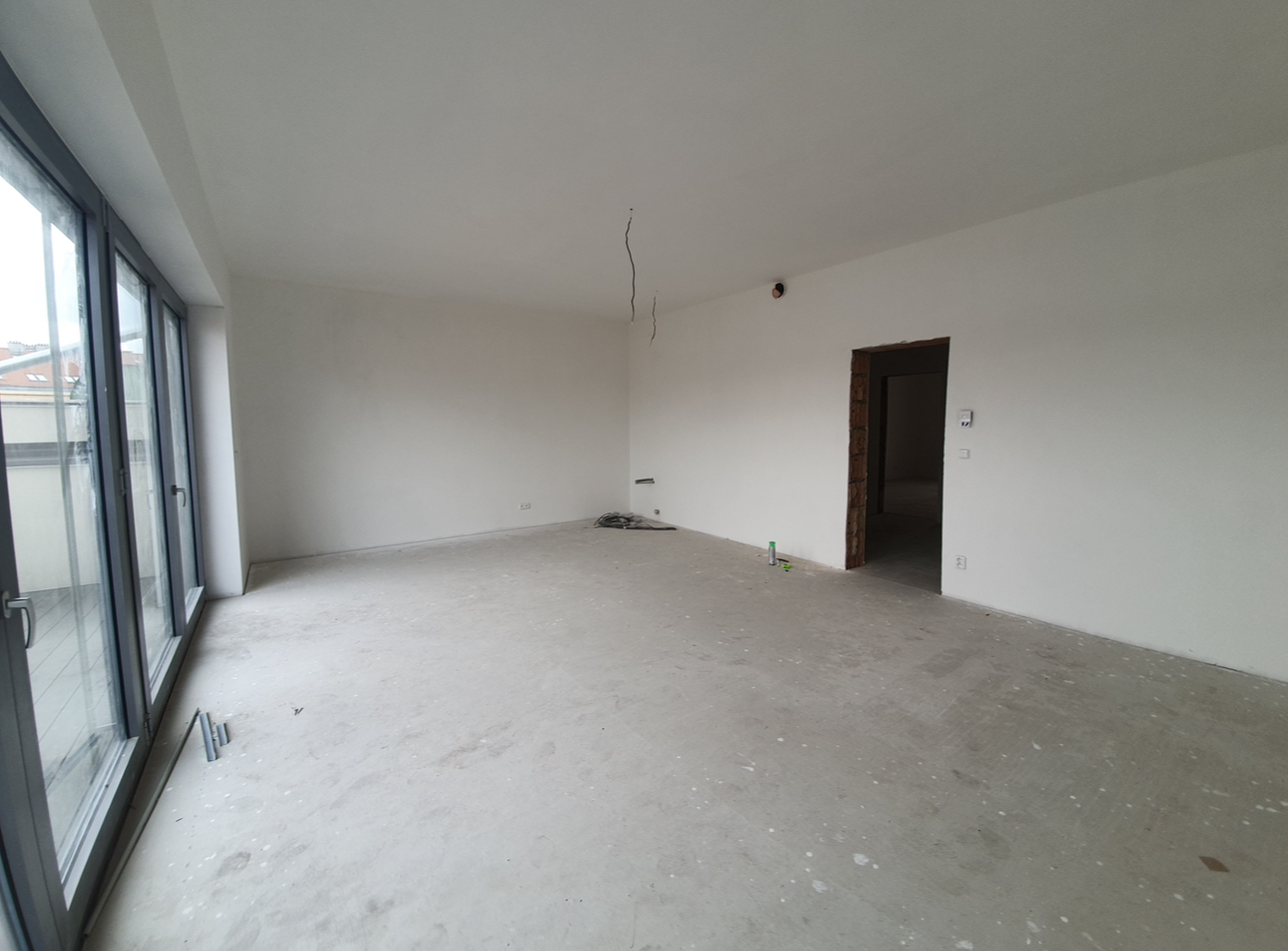 Project gallery image 11